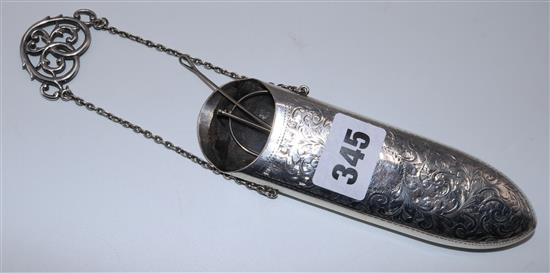 Silver glasses case from a chaterlaine with glasses Birmingham 1901